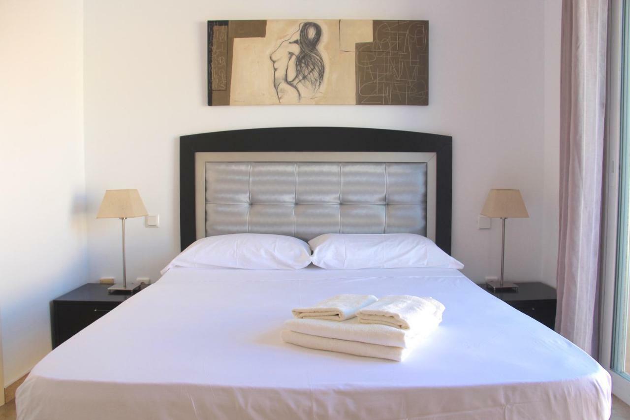Condes De Iza Large Townhouse Sleeps 8 Rdr122 * Marbella