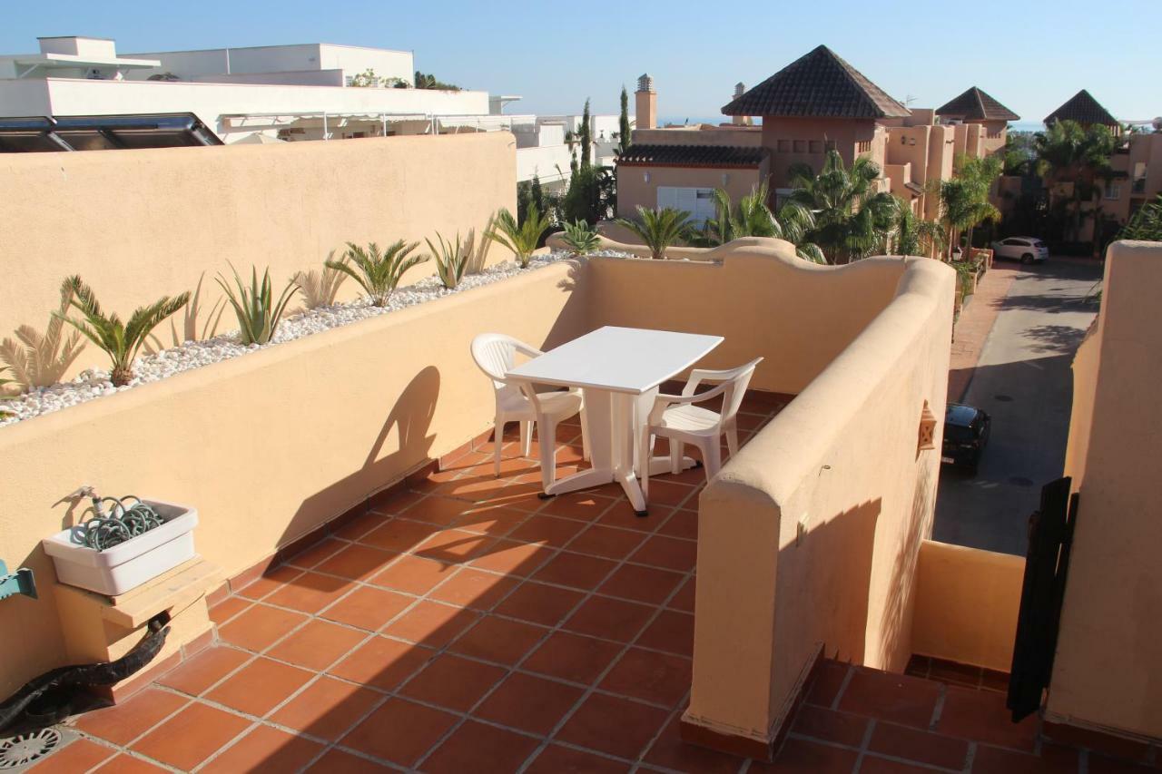 Holiday home Condes De Iza Large Townhouse Sleeps 8 Rdr122 *