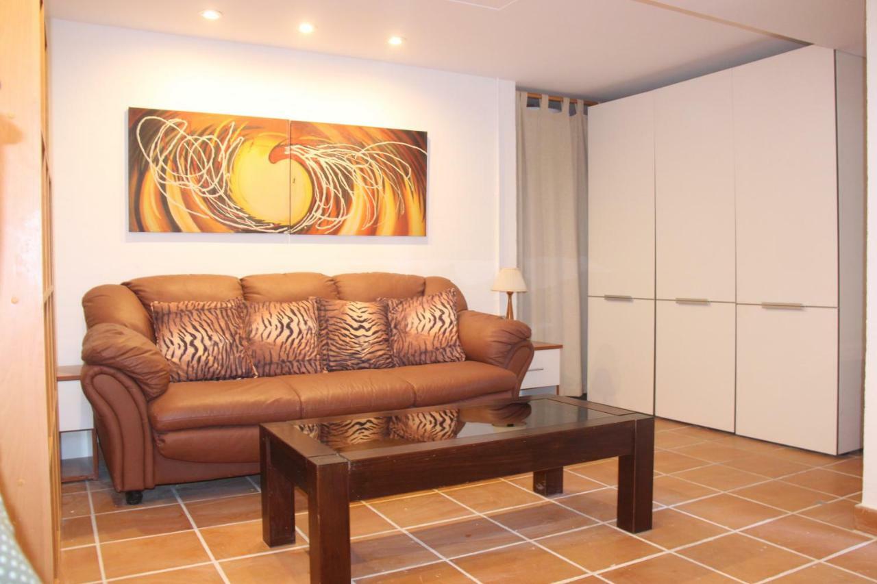 Holiday home Condes De Iza Large Townhouse Sleeps 8 Rdr122 *